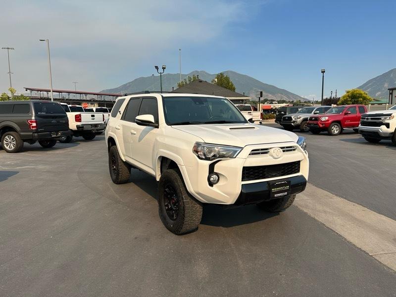 2020 Toyota 4Runner SR5 4WD