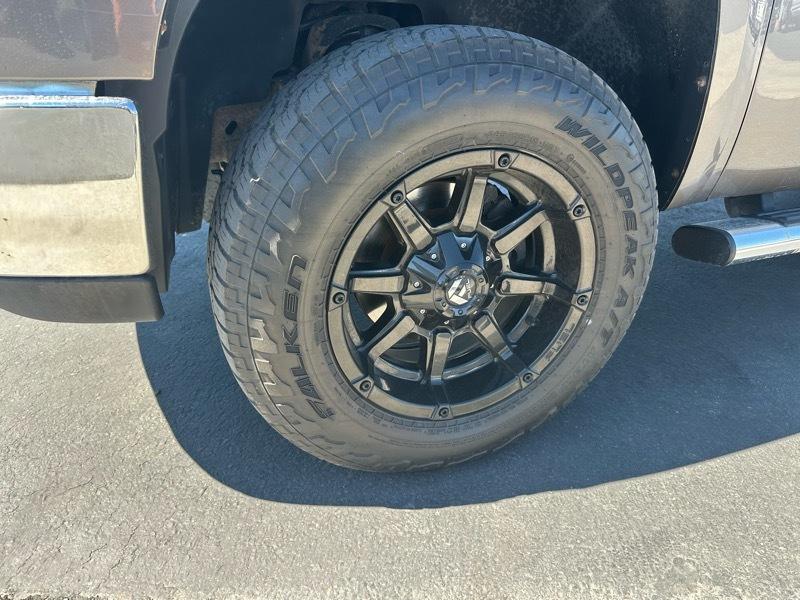 GMC Sierra 1500 SLT Crew Cab 4WD 2013
