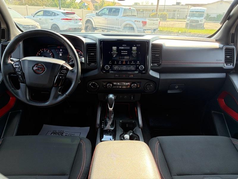 Nissan Frontier PRO-4X Crew Cab 4X4 V6 2024