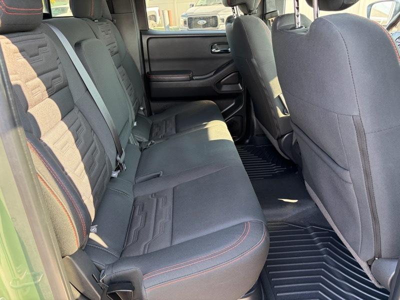 Nissan Frontier PRO-4X Crew Cab 4X4 V6 2024