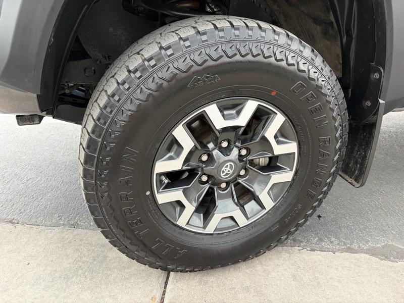 Toyota Tacoma TRD Offroad Dbl Cab 4WD V6 at 2019