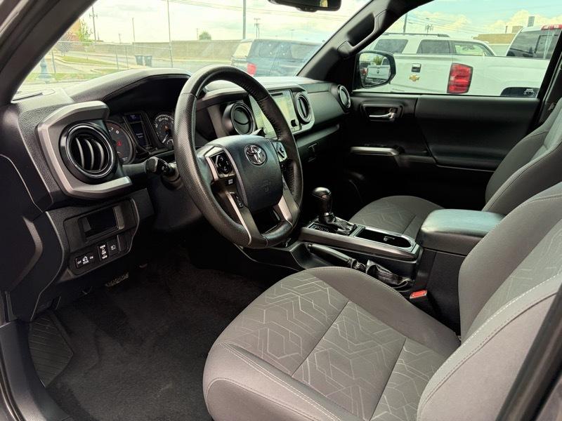 Toyota Tacoma TRD Offroad Dbl Cab 4WD V6 at 2019