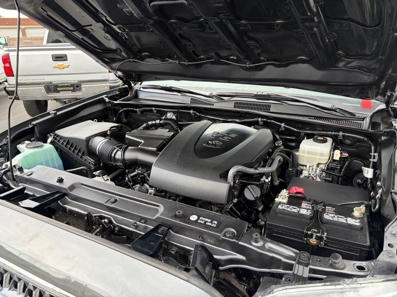 Toyota Tacoma TRD Offroad Dbl Cab 4WD V6 at 2019