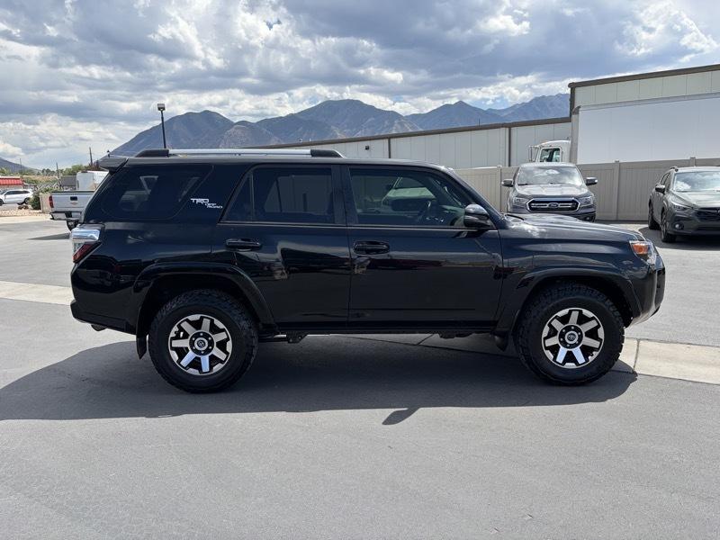 Toyota 4Runner TRD Off-road 4WD 2017