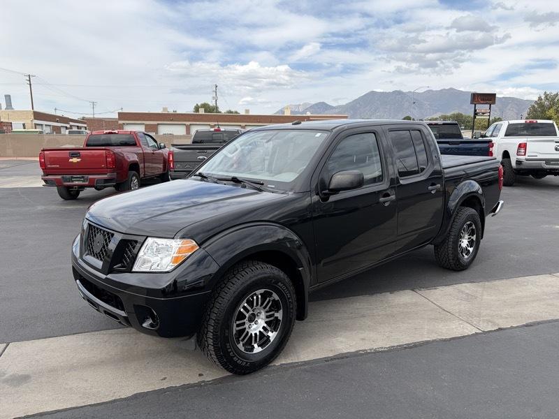 Nissan Frontier SV Crew Cab V6 2017