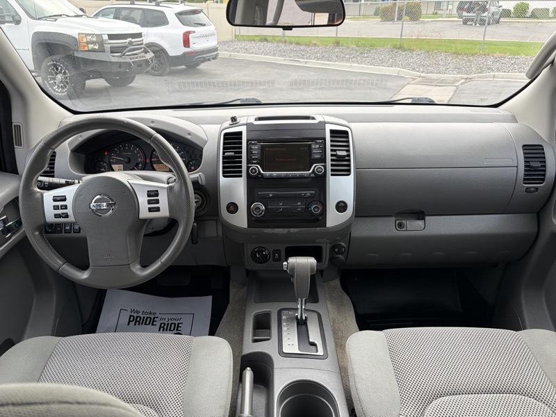 Nissan Frontier SV Crew Cab V6 2017