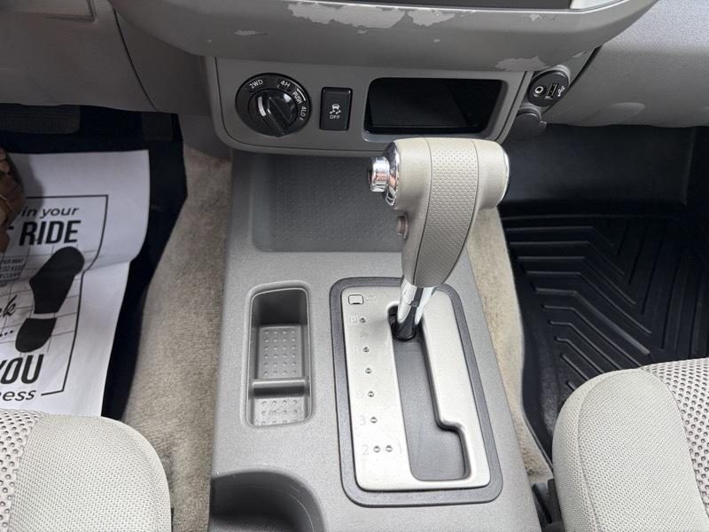 Nissan Frontier SV Crew Cab V6 2017