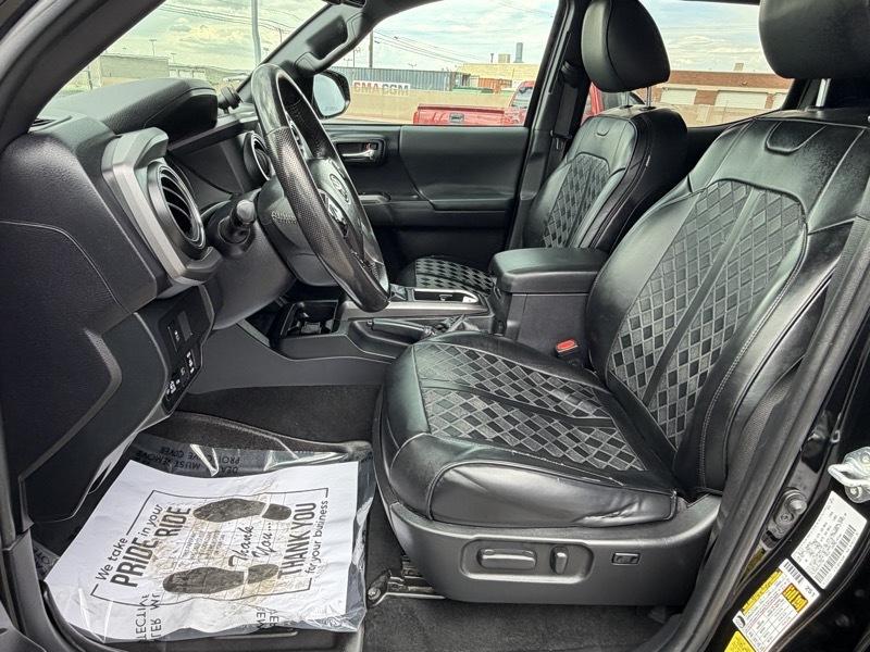Toyota Tacoma TRD Off Road Double Cab 5' Bed V6 4x4 AT (Natl) 2021
