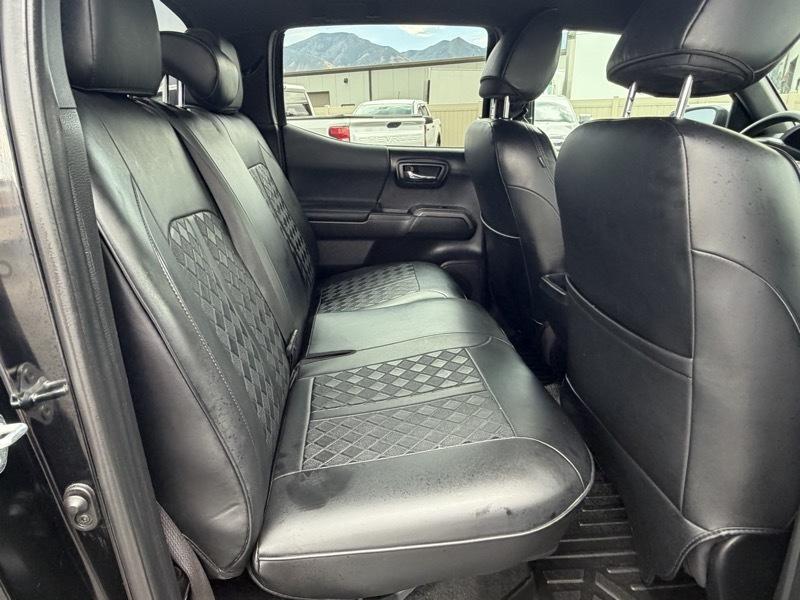 Toyota Tacoma TRD Off Road Double Cab 5' Bed V6 4x4 AT (Natl) 2021