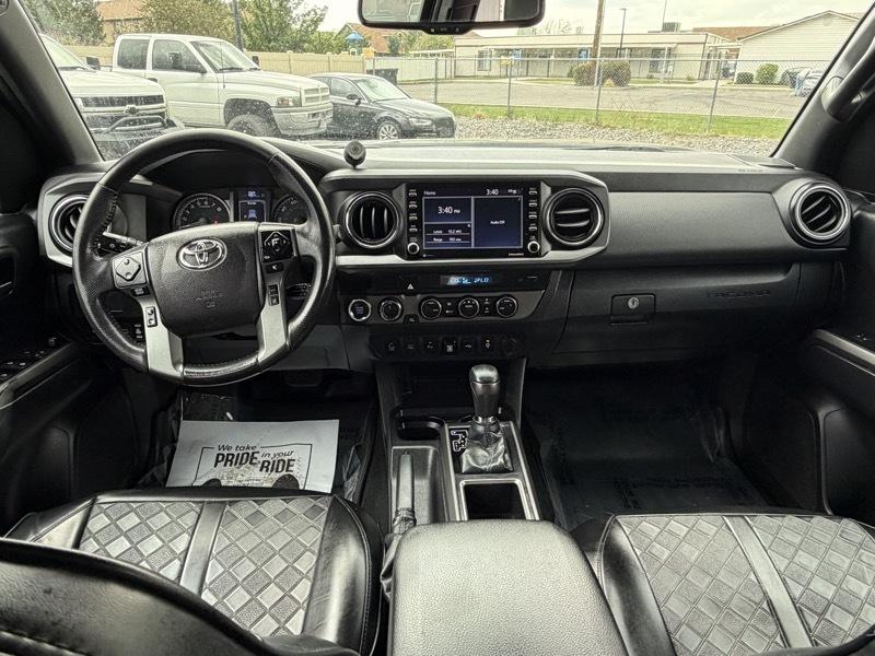 Toyota Tacoma TRD Off Road Double Cab 5' Bed V6 4x4 AT (Natl) 2021