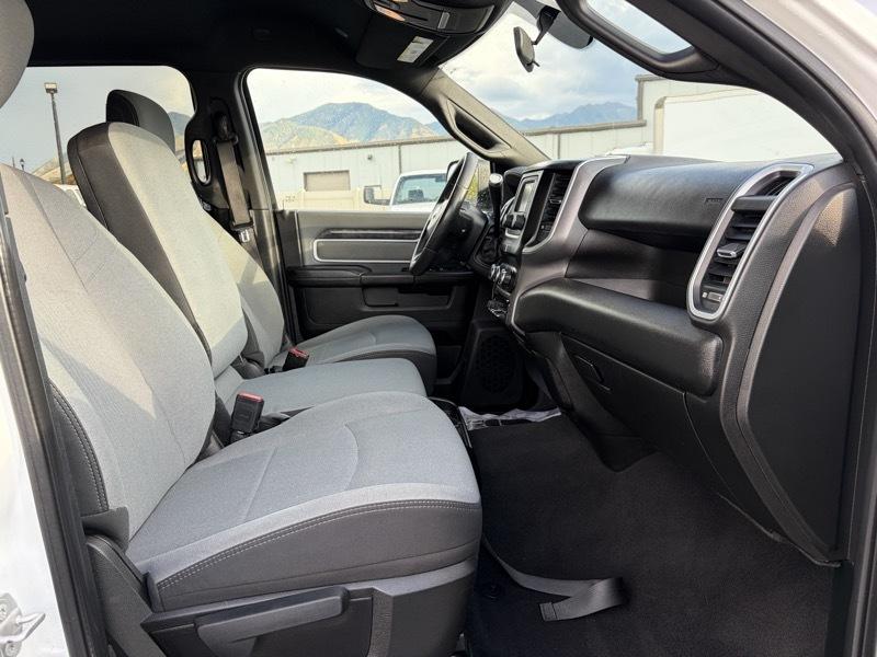 RAM 2500 Big Horn Crew Cab 4WD 2021