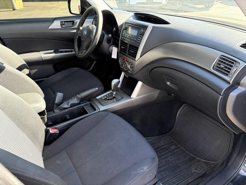 Subaru Forester 2.5X 2013
