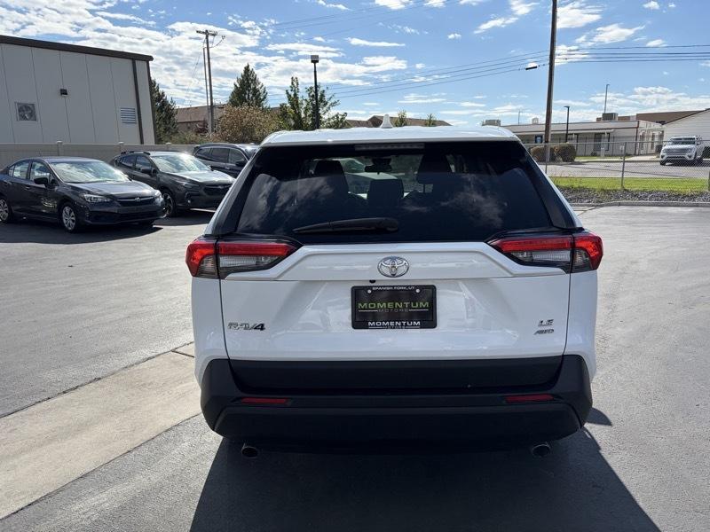 Toyota RAV4 LE AWD 2024