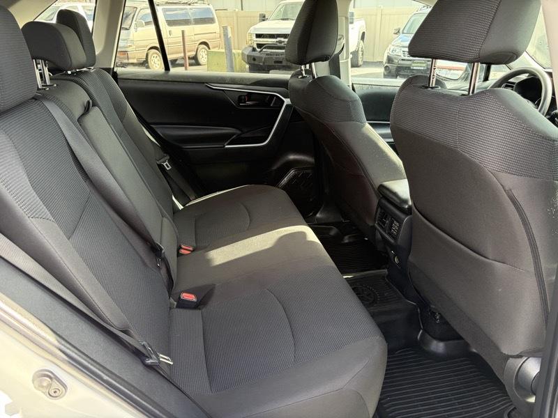 Toyota RAV4 LE AWD 2024