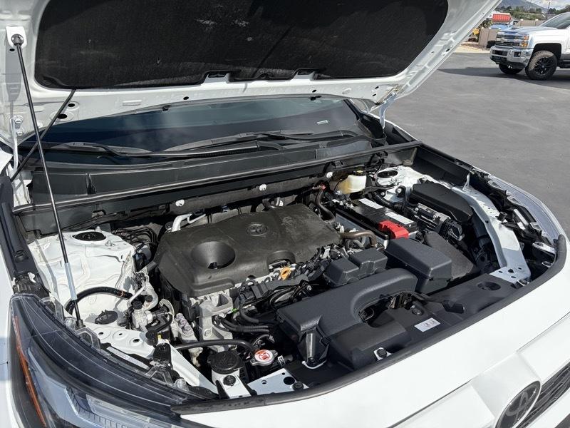 Toyota RAV4 LE AWD 2024