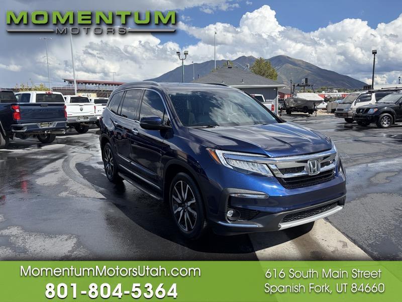 2020 Honda Pilot Touring w/Rear Captain's Chairs AWD