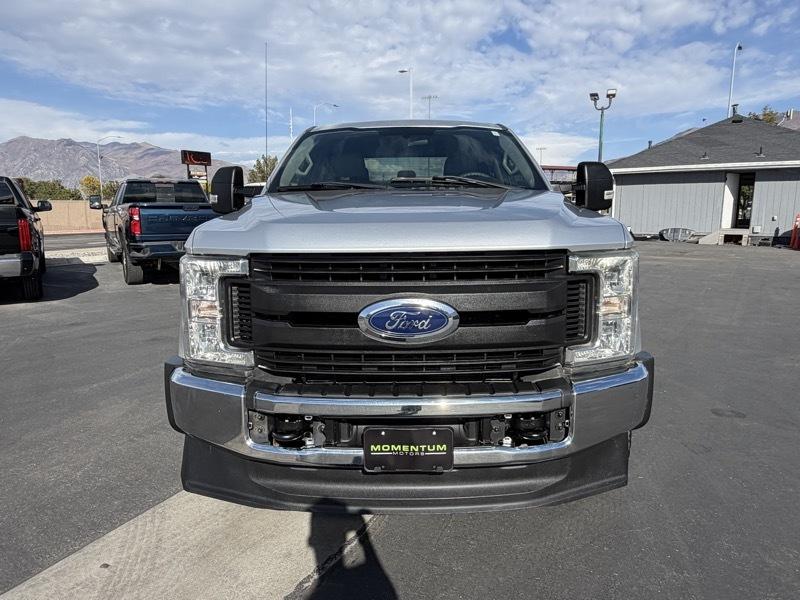 Ford F-350 photo 8