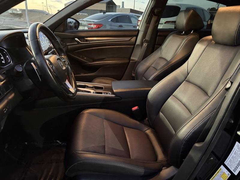 Honda Accord photo 8