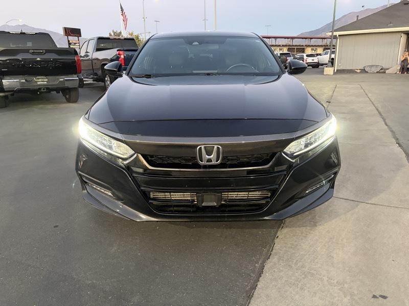 Honda Accord photo 10