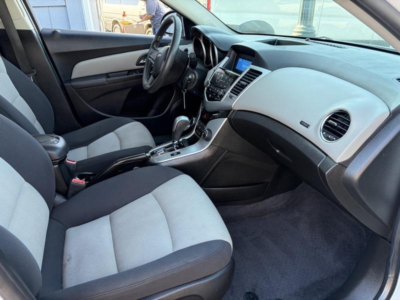 Chevrolet Cruze 2LS 2012