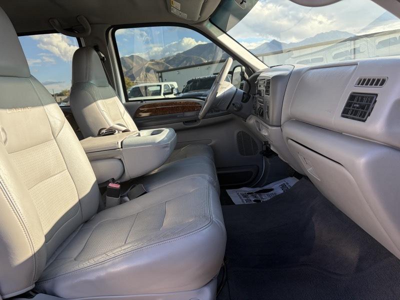 Ford F-350 SD Lariat Crew Cab Long Bed 4WD 2001