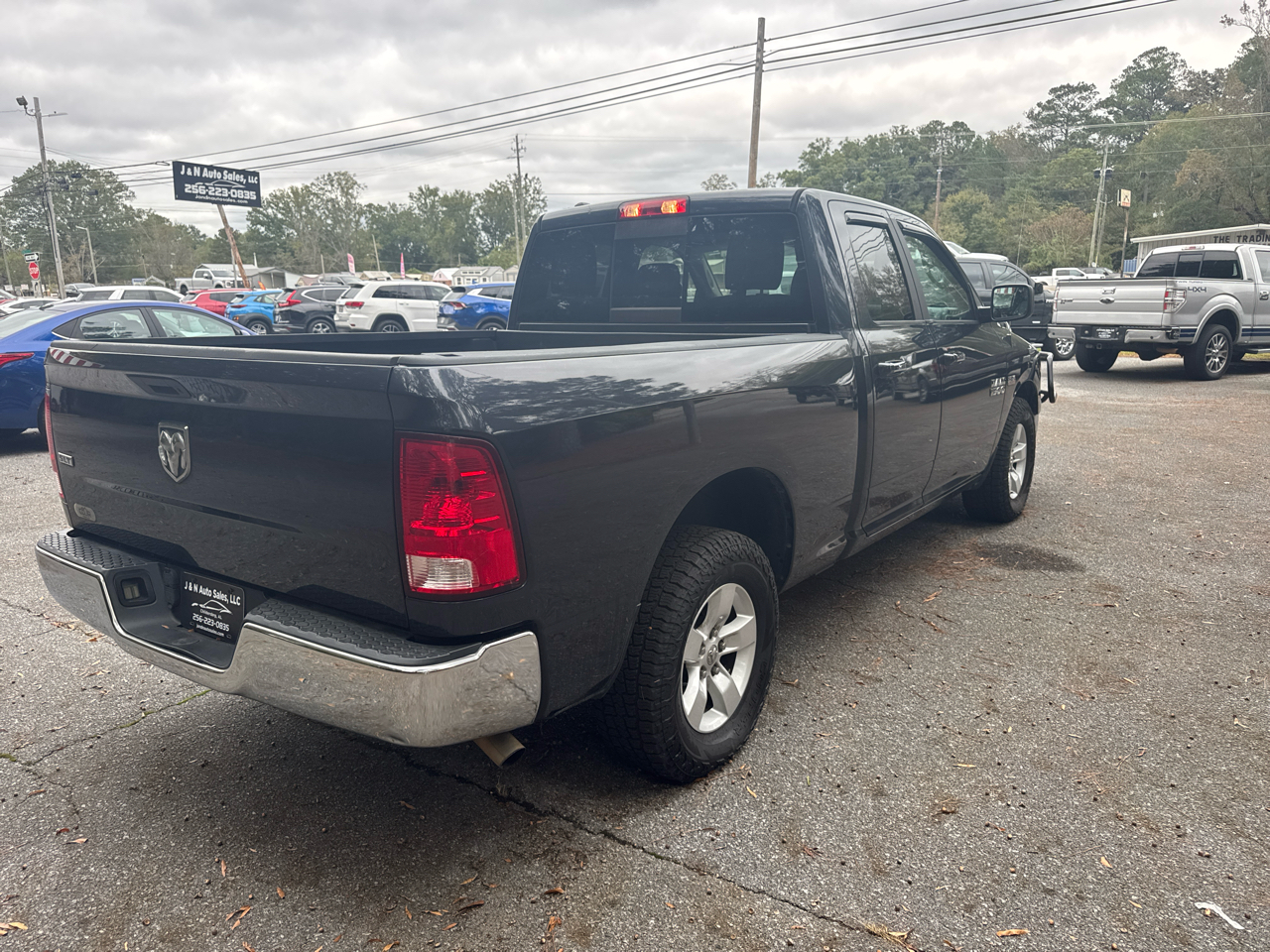 RAM 1500 2WD Crew Cab 140.5" Big Horn 2017 RAM 1500 2WD Crew Cab 140.5" Big Horn 2017