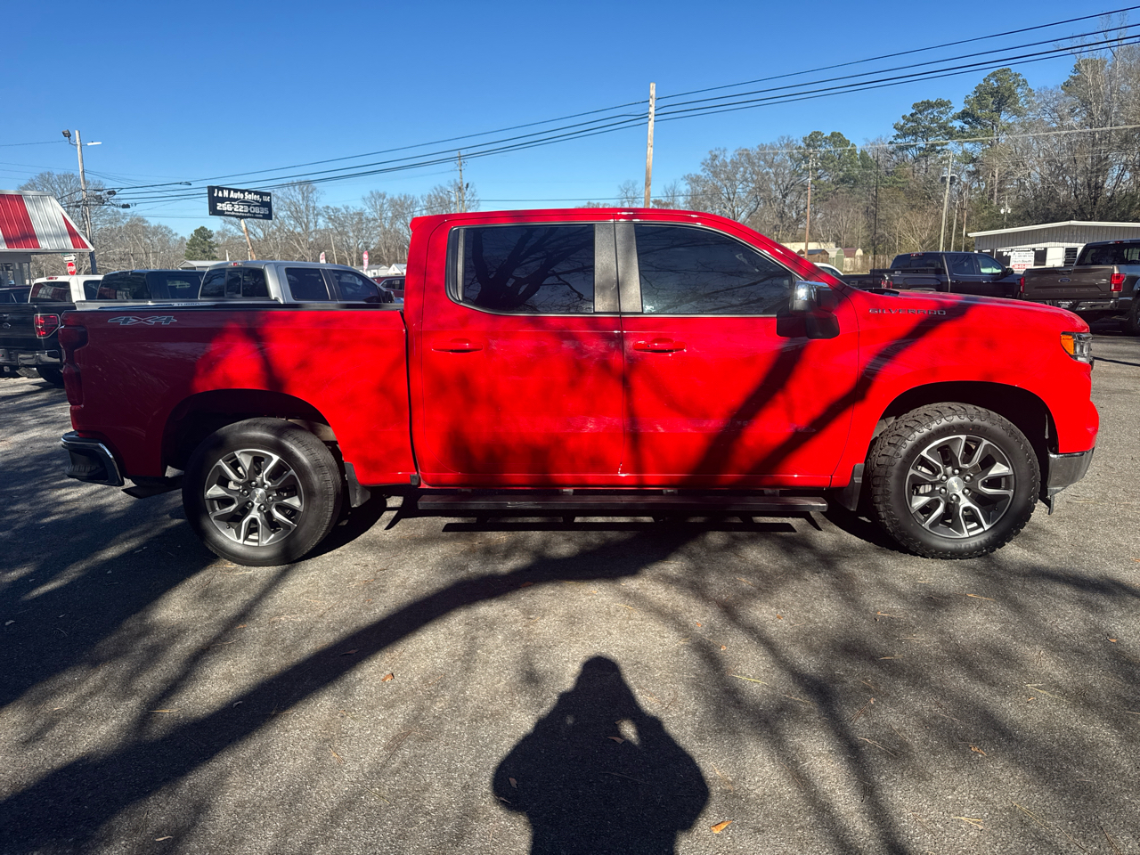 Chevrolet Silverado 1500 1LT Crew Cab 4WD 2022