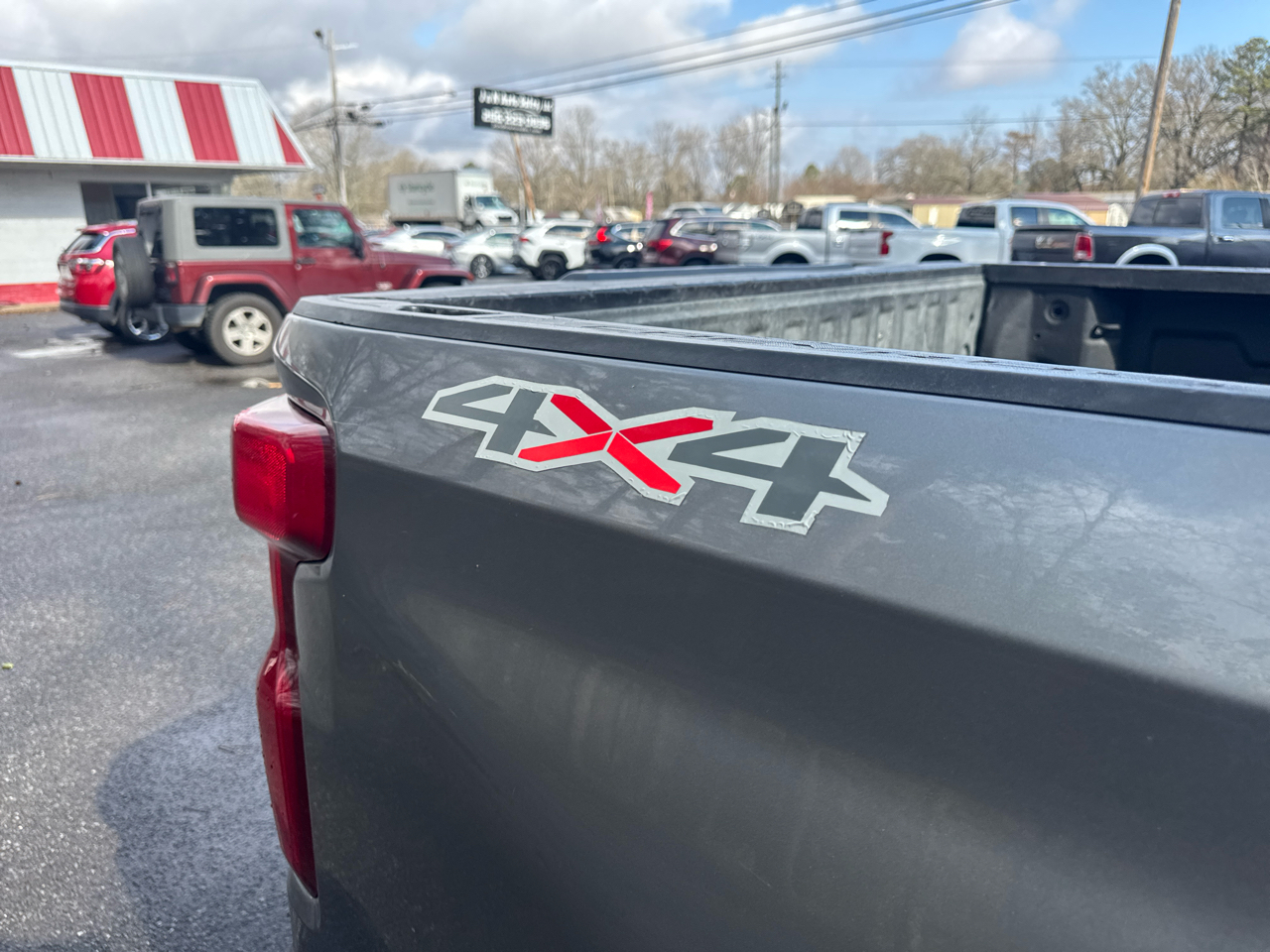 Chevrolet Silverado 1500 1LT Crew Cab 4WD 2019