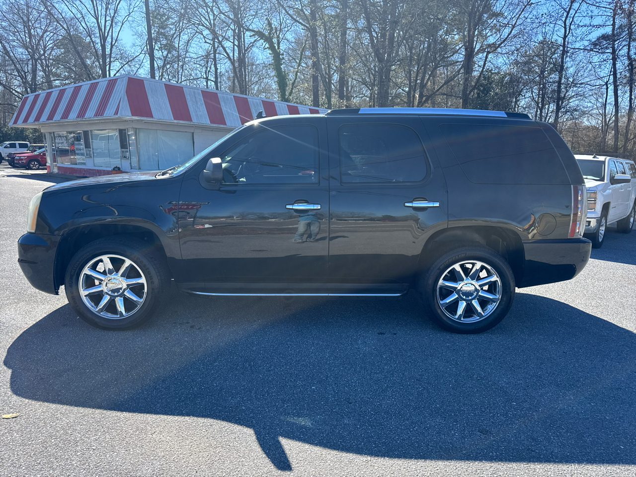 GMC Yukon Denali AWD 2007