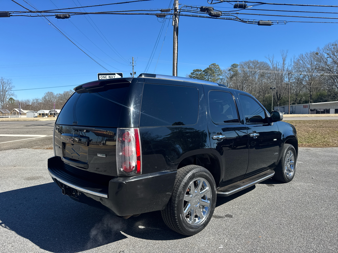GMC Yukon Denali AWD 2007