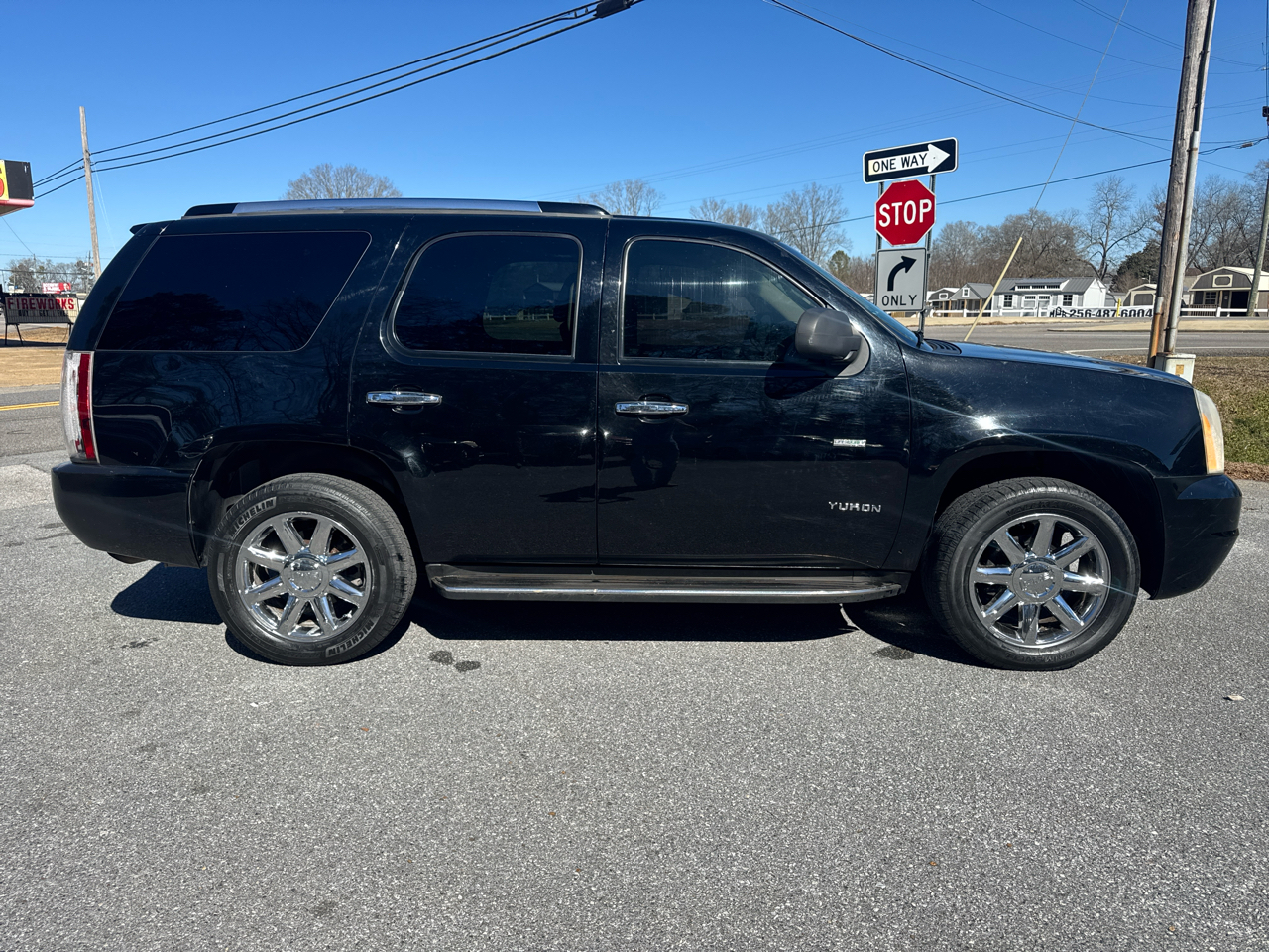 GMC Yukon Denali AWD 2007