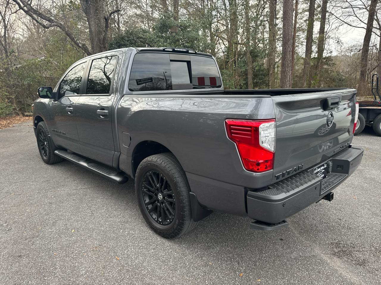 Nissan Titan PRO-4X Crew Cab 4WD 2019