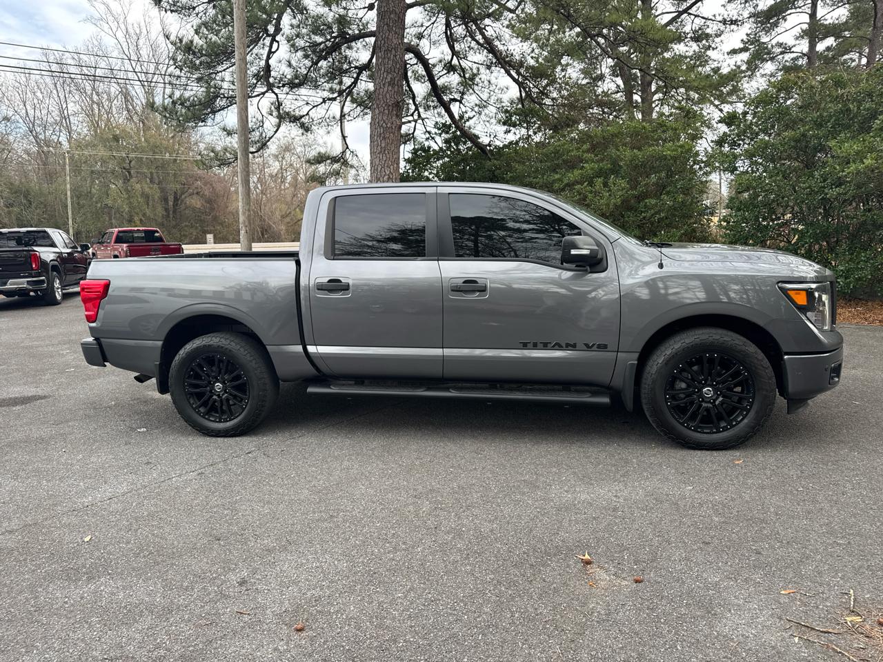 Nissan Titan PRO-4X Crew Cab 4WD 2019