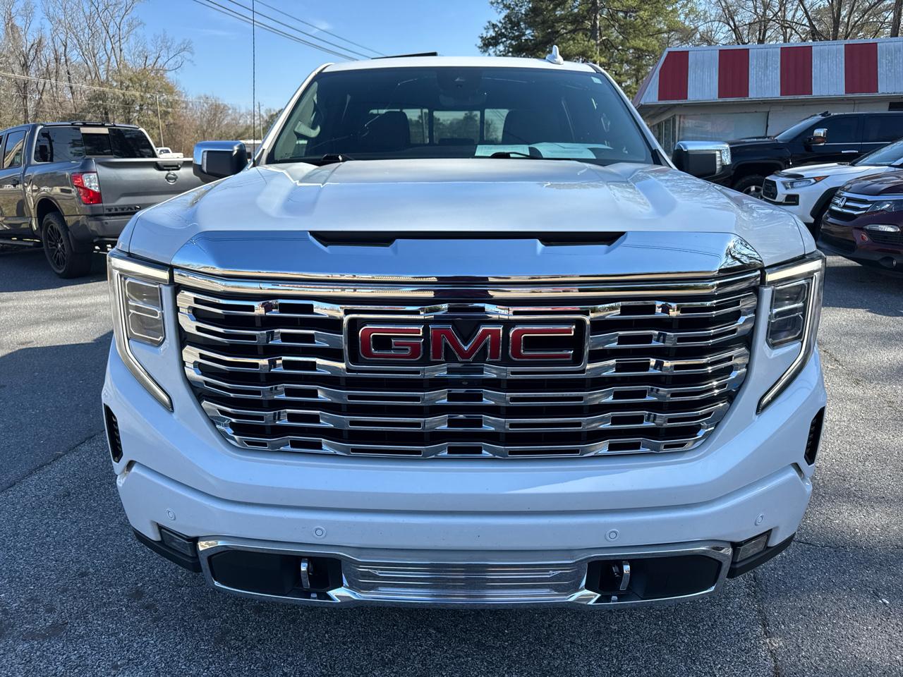GMC Sierra 1500 Denali Crew Cab Short Box 4WD 2022