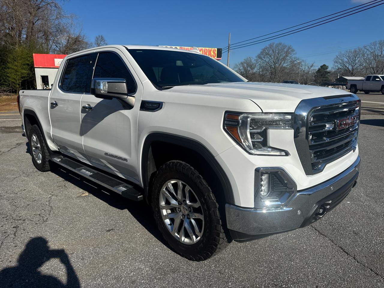 GMC Sierra 1500 4WD Crew Cab 153.0" SLT 2021