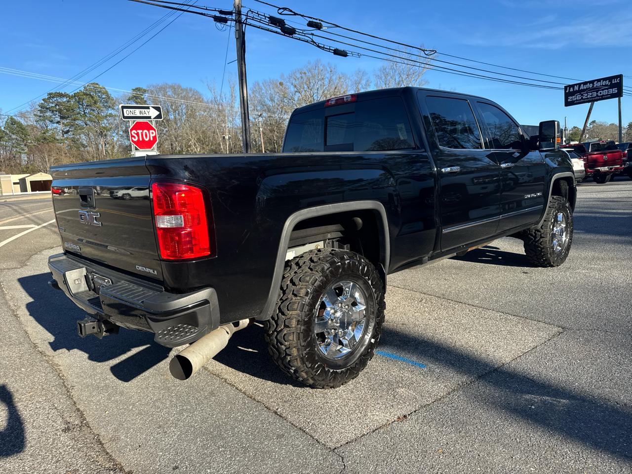 GMC Sierra 3500HD Denali Crew Cab 4WD 2016