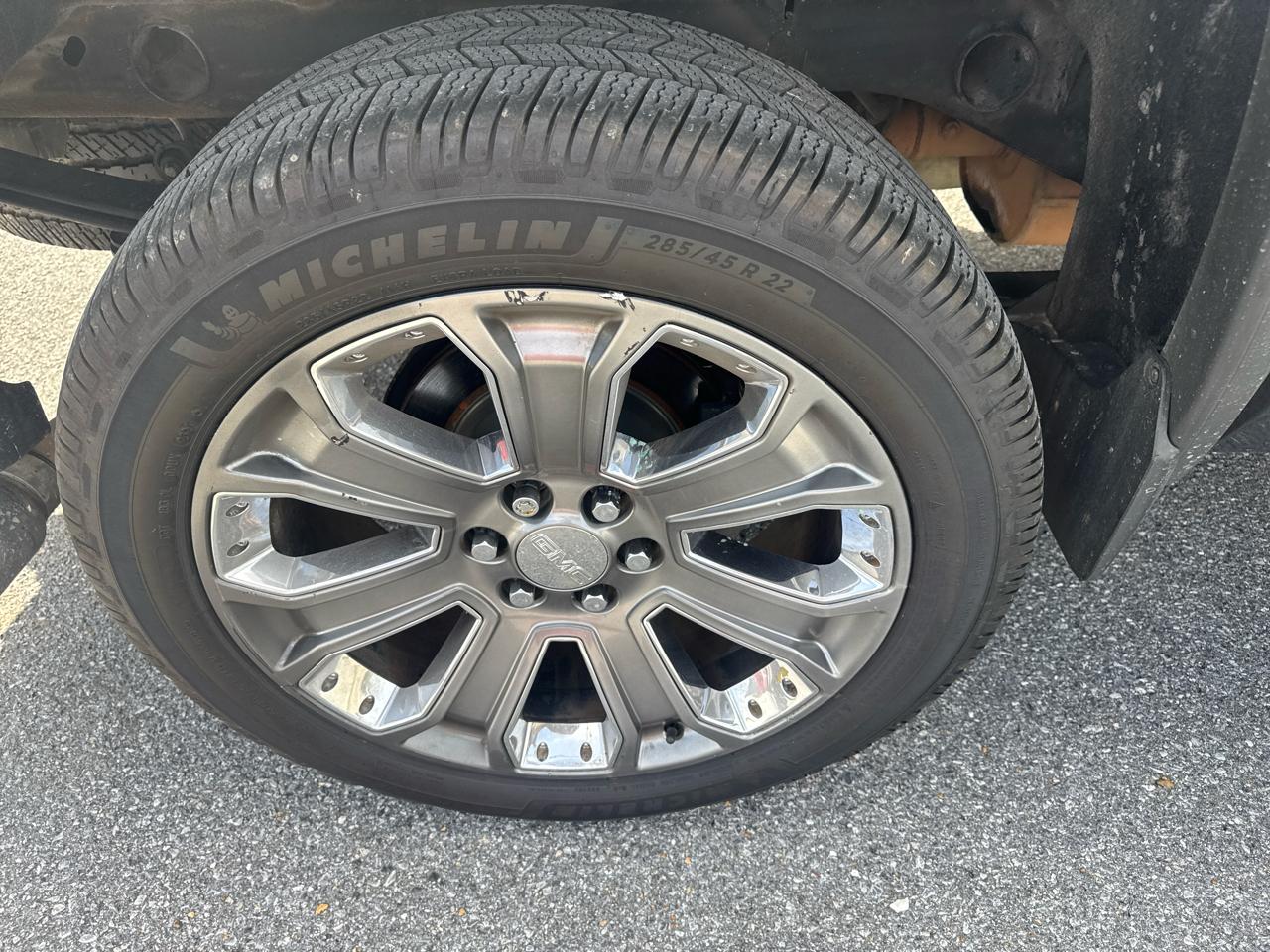 GMC Sierra 1500 Denali Crew Cab Long Box 4WD 2016