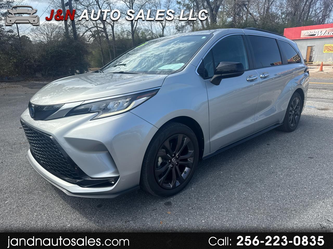 2023 Toyota Sienna XSE 7-Passenger