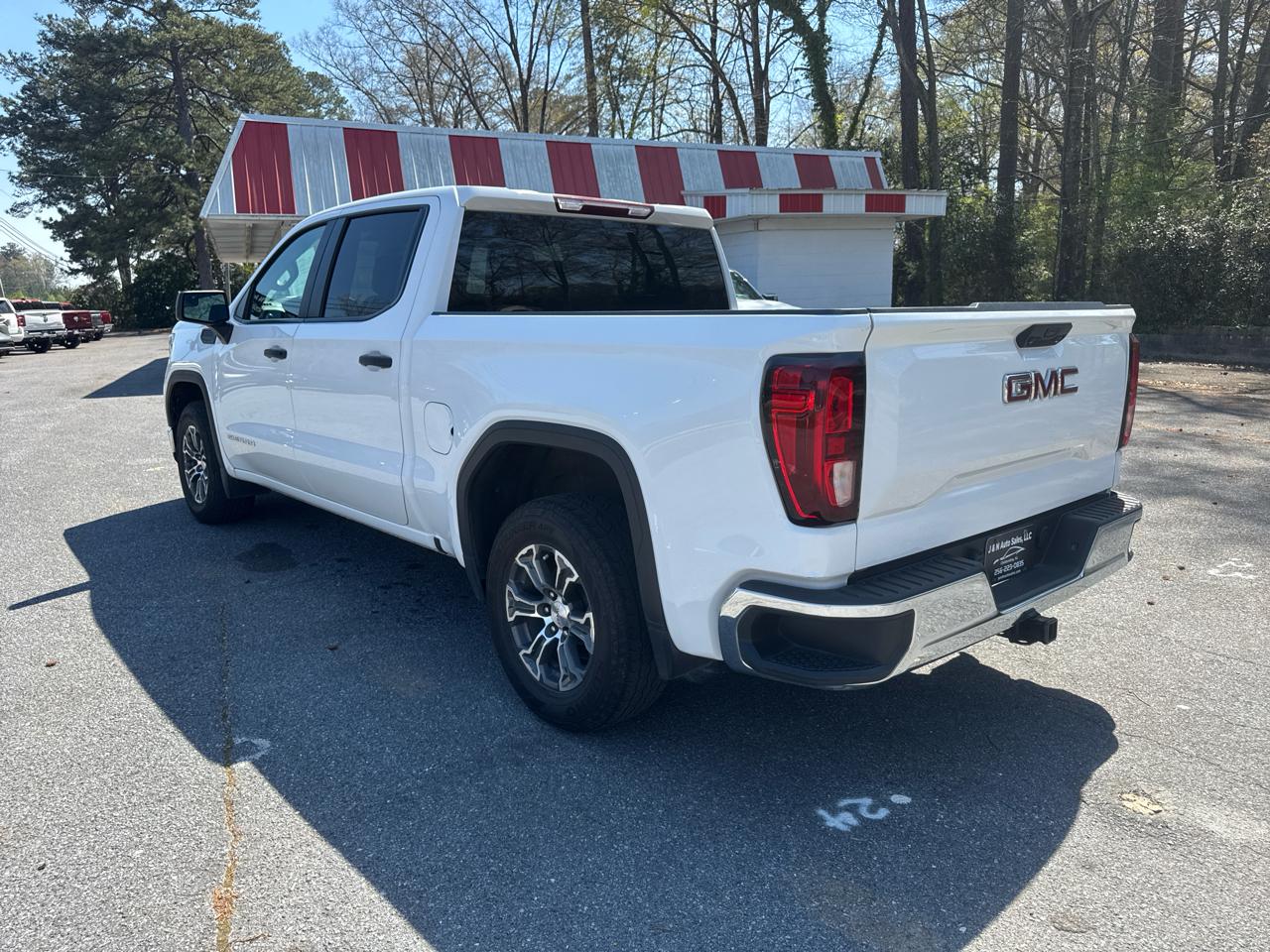 GMC Sierra 1500 4WD Crew Cab 147" 2023