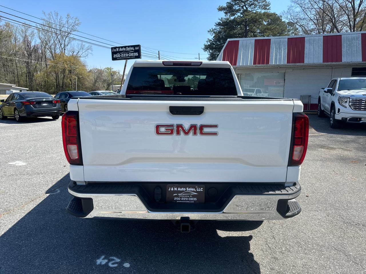 GMC Sierra 1500 4WD Crew Cab 147" 2023