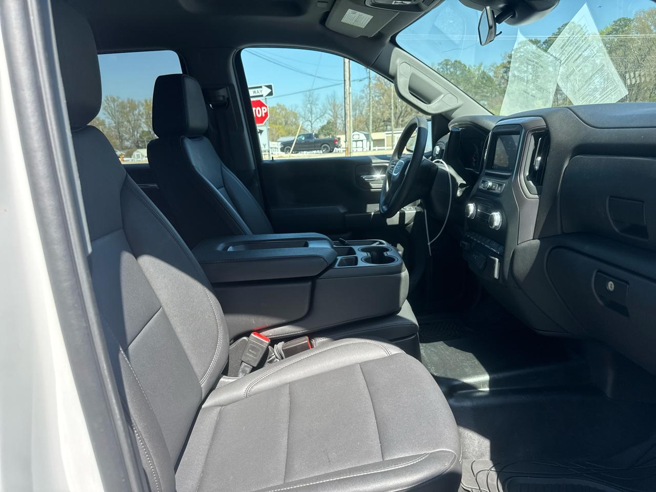 GMC Sierra 1500 4WD Crew Cab 147" 2023