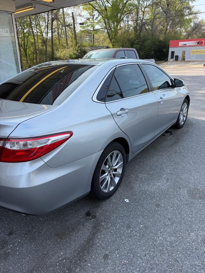 Toyota Camry 4dr Sdn I4 Auto XLE (Natl) 2015