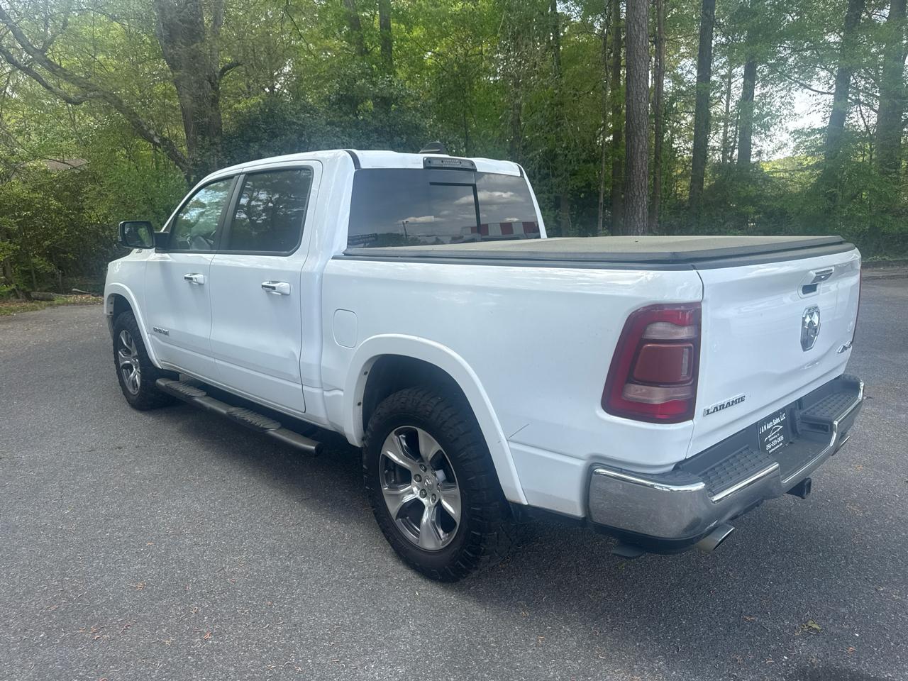RAM 1500 Laramie Crew Cab SWB 4WD 2020