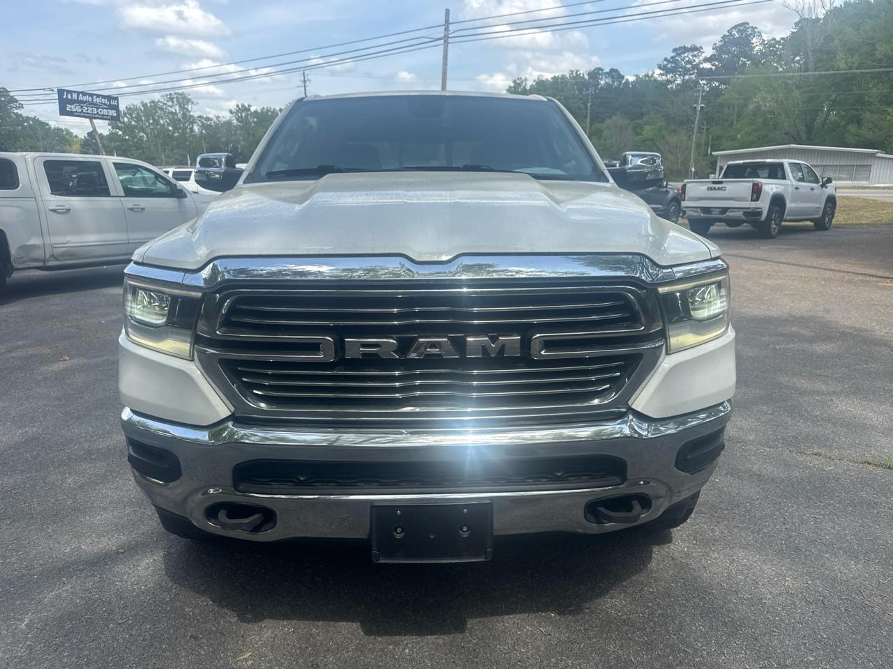 RAM 1500 Laramie Crew Cab SWB 4WD 2020