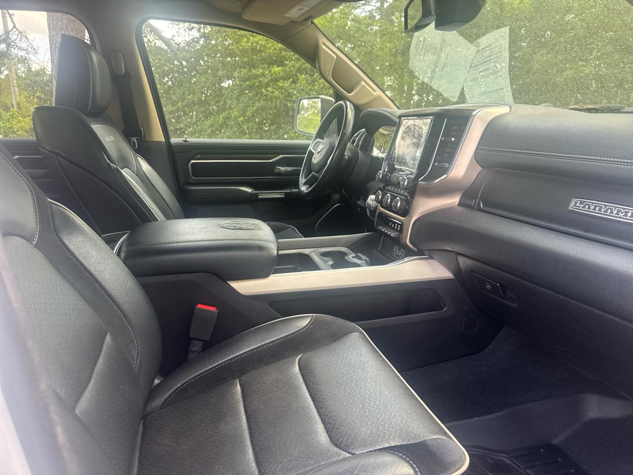 RAM 1500 Laramie Crew Cab SWB 4WD 2020