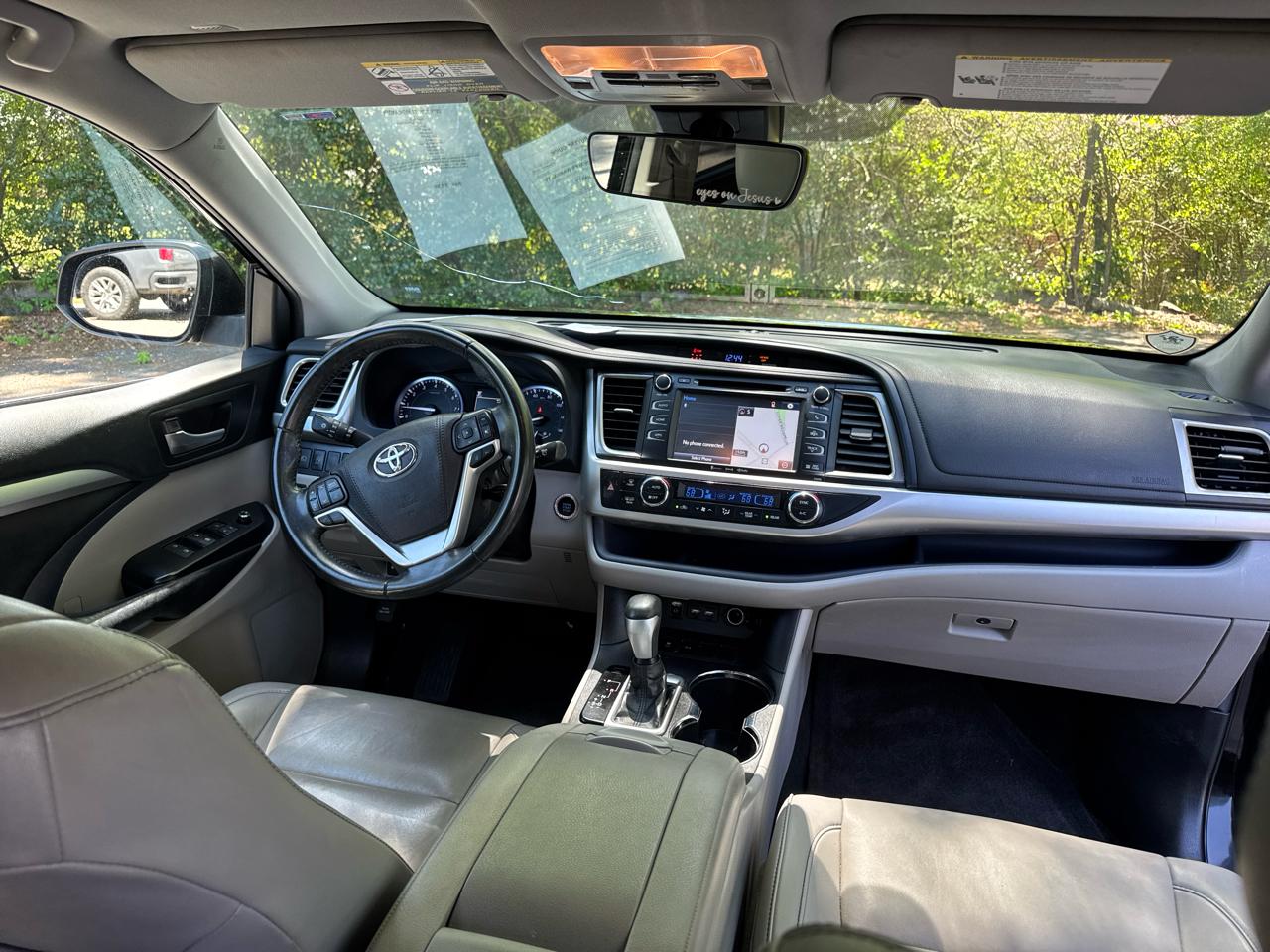 Toyota Highlander SE FWD V6 2019