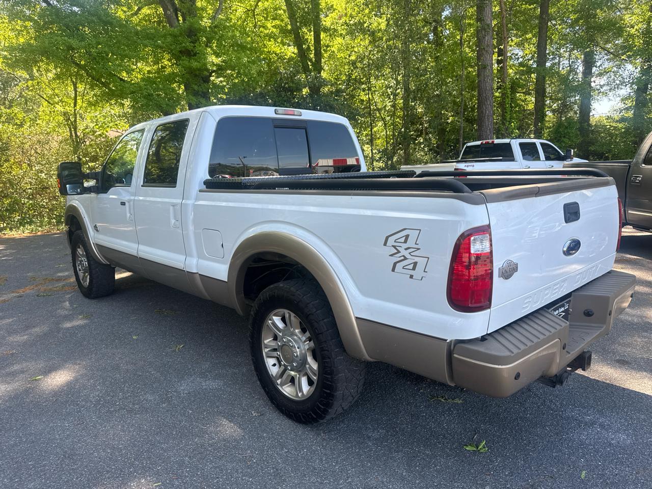 Ford F-250 SD King Ranch Crew Cab 4WD 2011