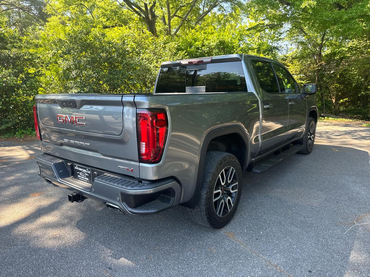 GMC Sierra 1500 AT4 Crew Cab Short Box 4WD 2020