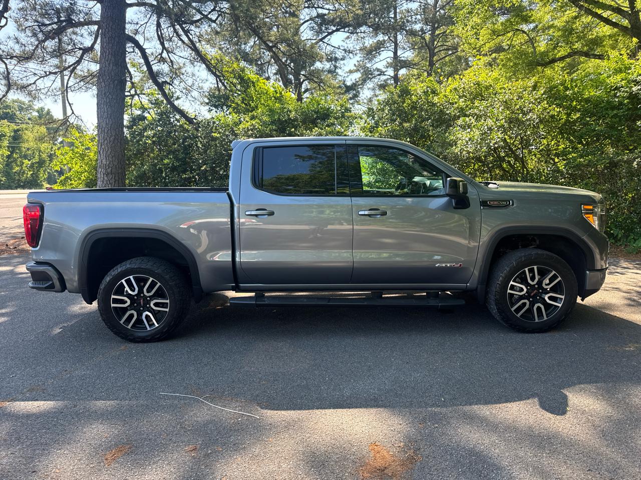 GMC Sierra 1500 AT4 Crew Cab Short Box 4WD 2020