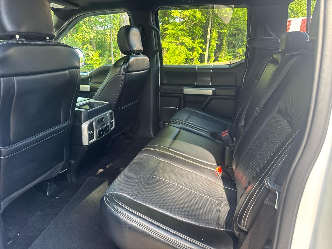 Ford F-150 4WD SuperCab 145" Lariat 2018